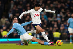 Nóng bảng xếp hạng Ngoại hạng Anh: Man City hạ Tottenham, kém Arsenal mấy điểm?