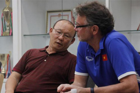 "Phù thủy" Troussier ngồi ghế nóng ĐT Việt Nam: Nhiều thuận lợi, áp lực ngàn cân