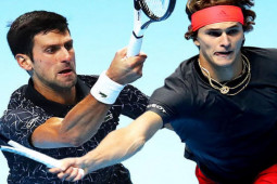 Djokovic điên tiết bị soi việc tế nhị, Zverev gặp sự cố khó đỡ (Tennis 24/7)