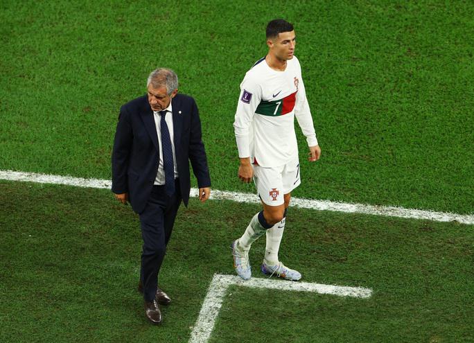 Tương lai Ronaldo với tuyển Bồ Đào Nha chưa thực sự kết thúc