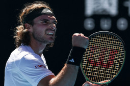 Video tennis Khachanov - Tsitsipas: Tie-break căng thẳng, ”vé vàng” về tay (Australian Open)