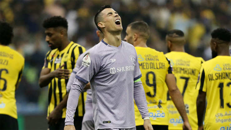 CR7 có trận thứ 2 liên tiếp tịt ngòi trong màu áo Al Nassr