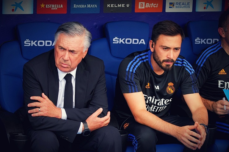 Davide Ancelotti hiện là trợ lý của cha anh tại Real Madrid
