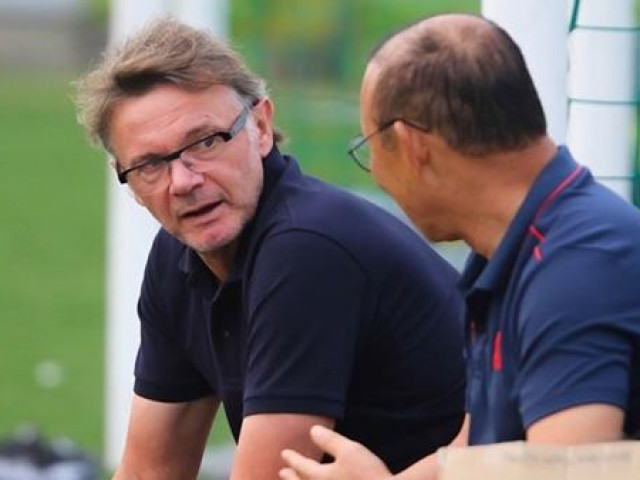 Philippe Troussier: ”Canh bạc” của tuyển Việt Nam?