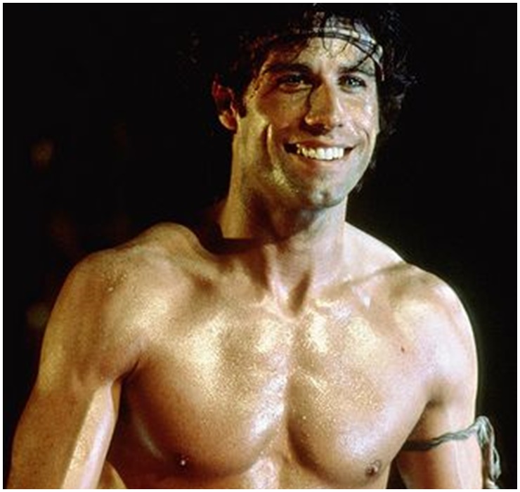 Tài tử John Travolta từng sở hữu thân hình cơ bắp vạn người mơ ước nhờ thường xuyên luyện tập. 
