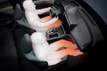 Lexus RZ có thêm công nghệ bức xạ thông minh để làm ấm nội thất