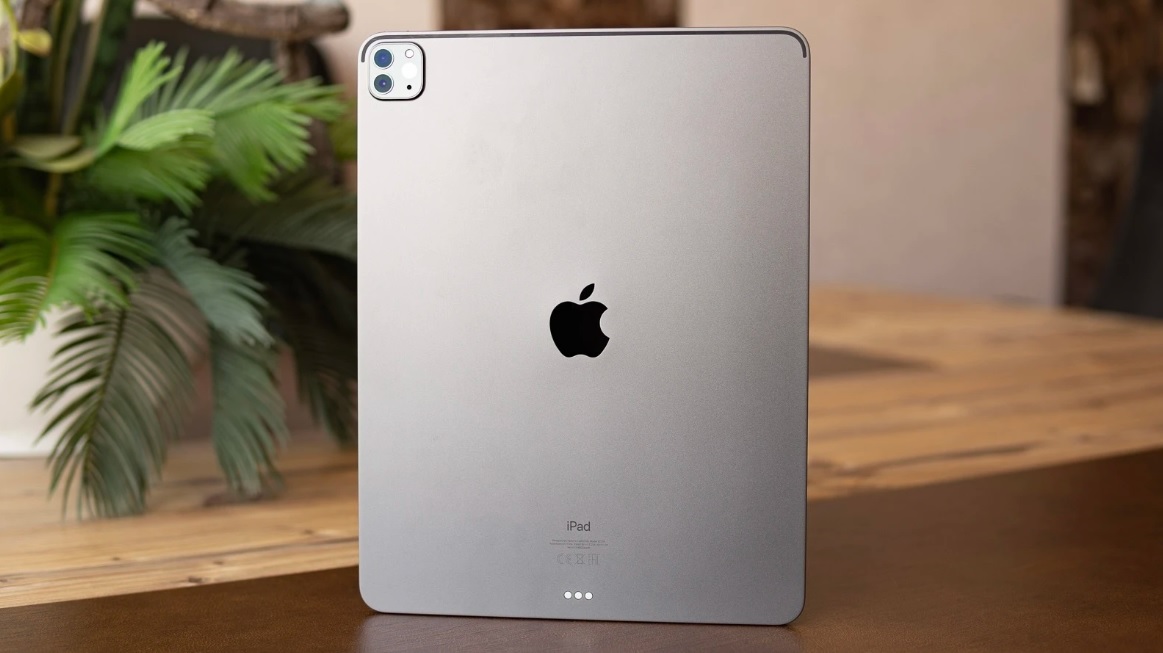 iPad will become more and more "super giant"  - 4