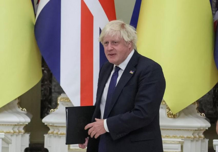 Thủ tướng Anh Boris Johnson (ảnh) trong cuộc họp báo chung với Tổng thống Ukraine Volodymyr Zelensky tại thủ đô Kiev (Ukraine) ngày 24-8. Ảnh: REUTERS