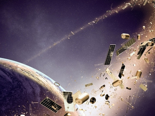Tên lửa và vệ tinh gián điệp ”chết” suýt tạo thảm họa trên quỹ đạo Trái Đất