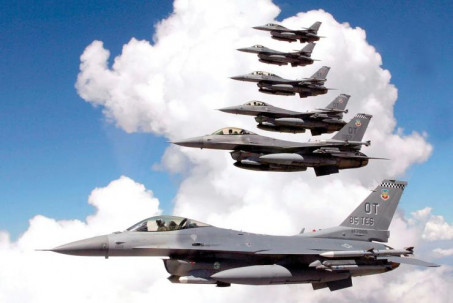 Sau Mỹ, một cường quốc khác tuyên bố không gửi F-16 cho Ukraine