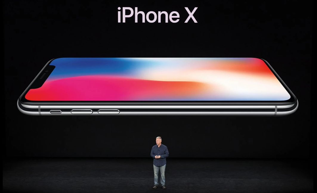 iPhone X là thế hệ iPhone đầu tiên có khung thép không gỉ.