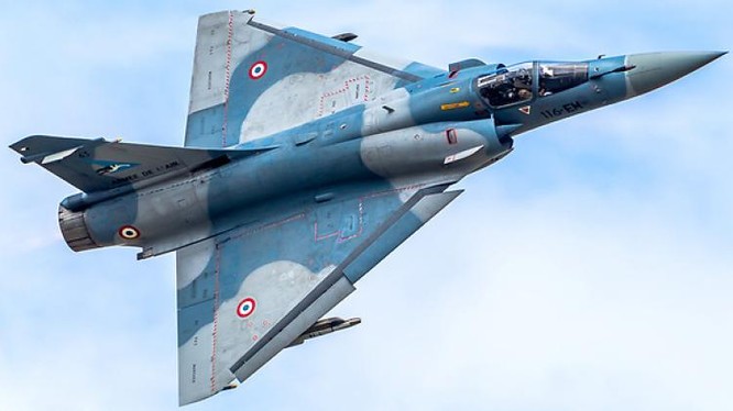 Không quân Pháp đã loại biên chiến đấu cơ Mirage 2000C vào năm 2022.