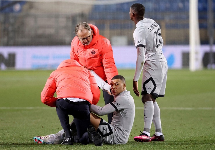 Mbappe&nbsp;dính chấn thương trong trận PSG thắng&nbsp;Montpellier