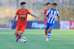 Trực tiếp bóng đá CA Hà Nội - Bình Định: Chủ nhà tiếp sức cho CĐV (V-League)