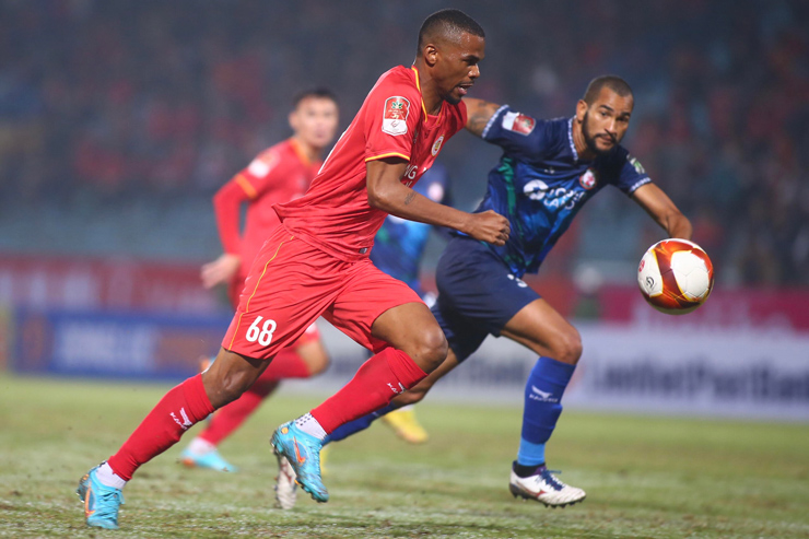 Rodrigues (số 68) tiền đạo người Brazil là người đã mở tỷ số, mang về chiến thắng 5-0 cho Công an Hà Nội