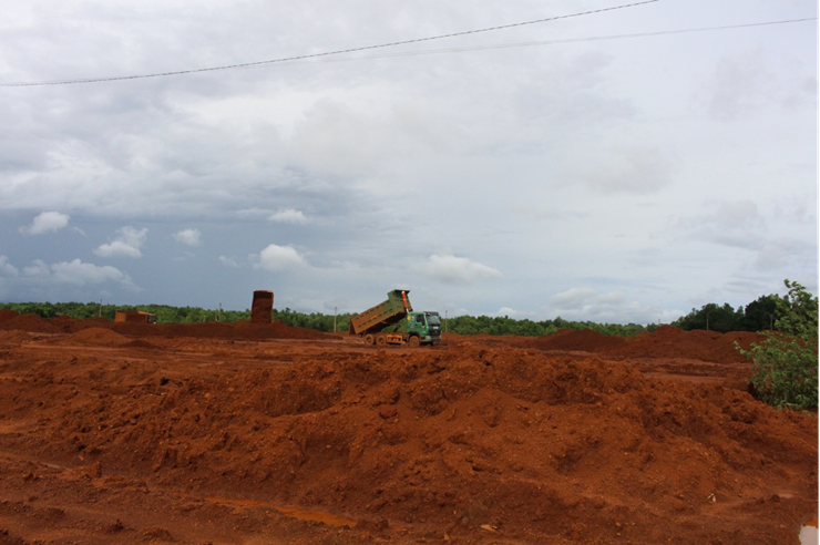 Tại Việt Nam, hiện có&nbsp;2 tổ hợp dự án bauxite-nhôm Lâm Đồng và dự án Nhà máy sản xuất alumin Nhân Cơ (Đắk Nông)
