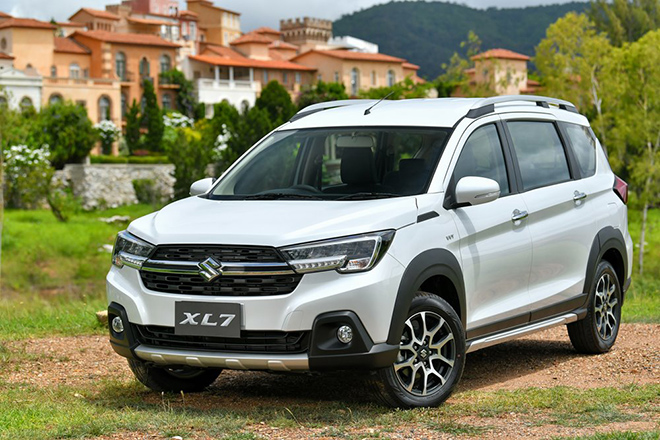 Giá xe Suzuki XL7 niêm yết và lăn bánh tháng 2/2023 - 3