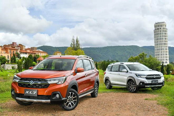 Giá xe Suzuki XL7 niêm yết và lăn bánh tháng 2/2023 - 1