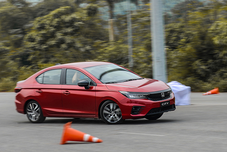 Giá xe Honda City lăn bánh tháng 2/2023, ưu đãi 100% phí trước bạ - 13