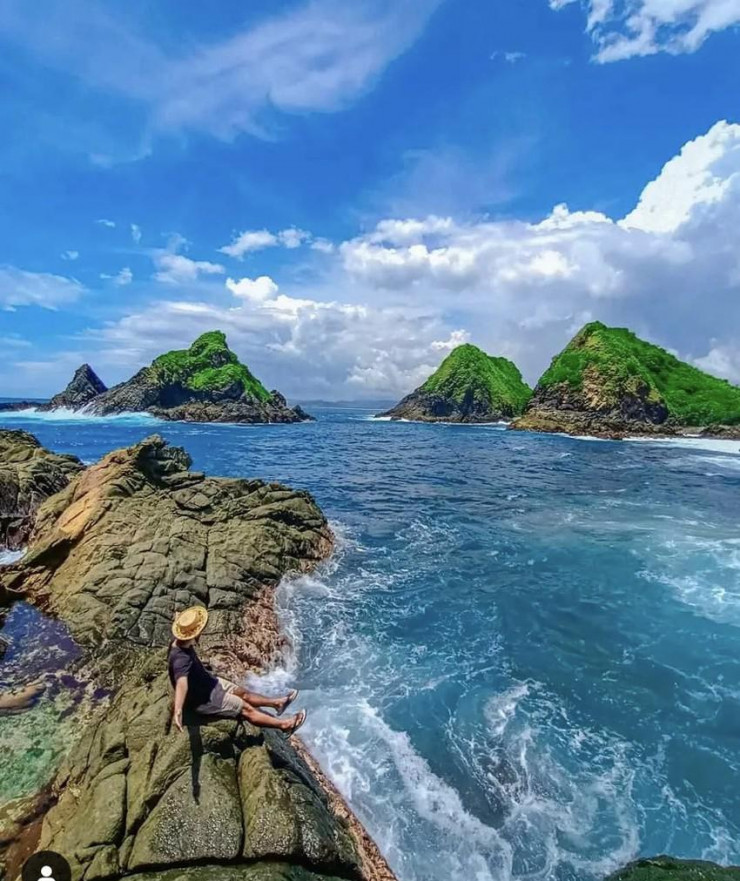 Khám phá 10 quần đảo Indonesia đẹp lạ nhân dịp Valentine - 4
