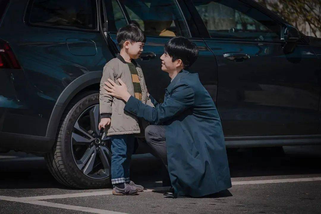“Mẹ ơi, sao mẹ lại đi làm?” Cha mẹ nên trả lời như thế nào để tốt cho con? - 4