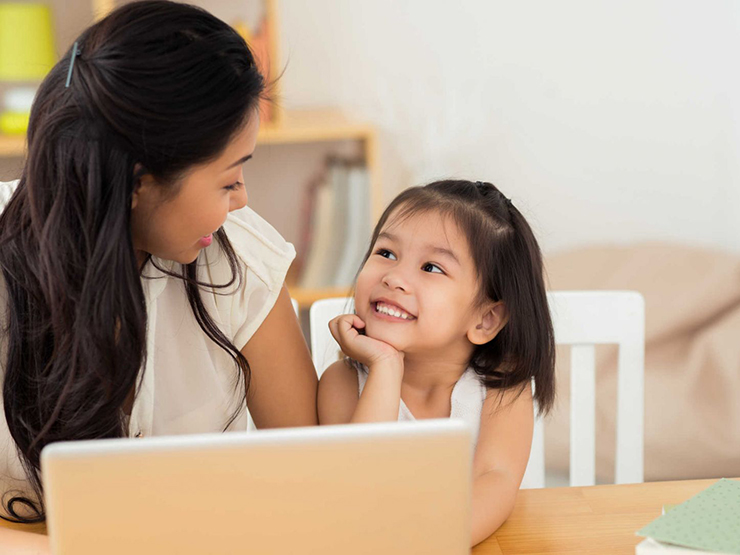 “Mẹ ơi, sao mẹ lại đi làm?” Cha mẹ nên trả lời như thế nào để tốt cho con? - 3