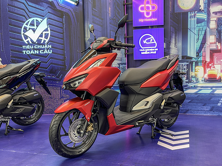 Hai mẫu xe Winner X và Vario 160 được khuyến mại - 2