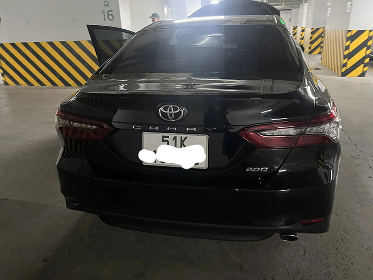 Chủ xe Toyota Camry bán lỗ 205 triệu đồng sau 5.733km lăn bánh - 2