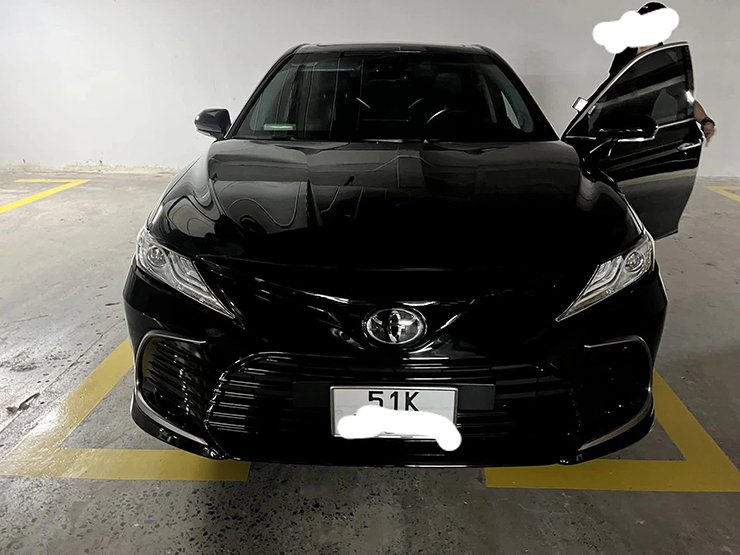 Chủ xe Toyota Camry bán lỗ 205 triệu đồng sau 5.733km lăn bánh - 1