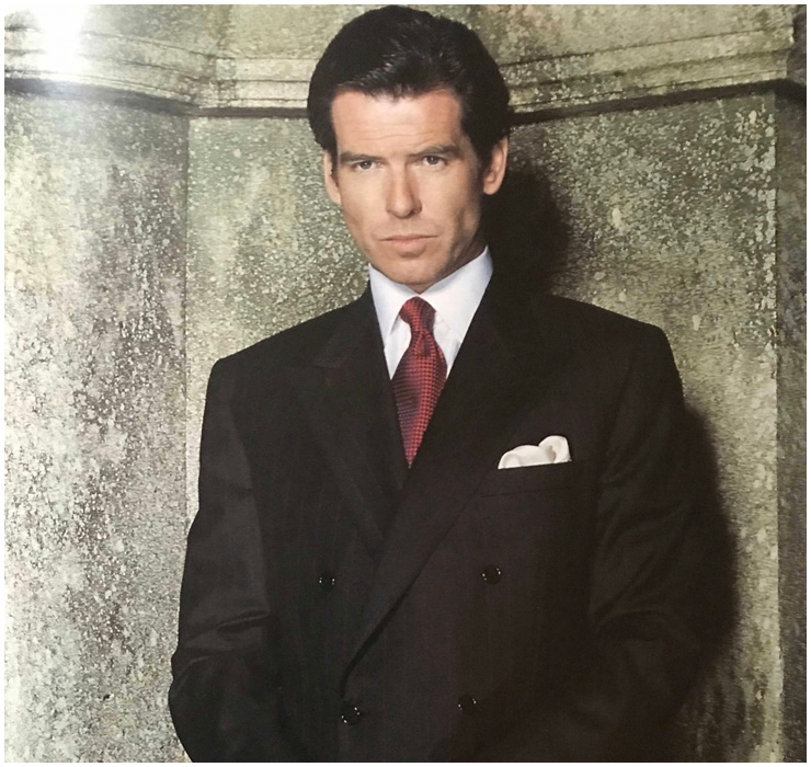 Pierce Brosnan là nam tài tử nổi tiếng thế giới từng gây tiếng vang khi đóng vai James Bond. Nam diễn viên này sở hữu vẻ đẹp hào hoa, quyến rũ nhưng chẳng ai ngờ rằng ông là một người rất chung tình. 
