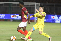 Kết quả bóng đá TP.HCM - Hải Phòng: Phung phí cơ hội, định đoạt cuối hiệp 1 (V-League)