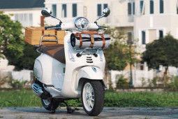 Du xuân trên xe ga ”siêu mẫu” với phụ kiện du lịch cực chất của Vespa