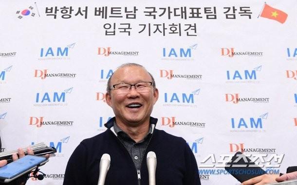 HLV Park Hang-seo sẽ họp báo ngay ở sân bay Incheon?