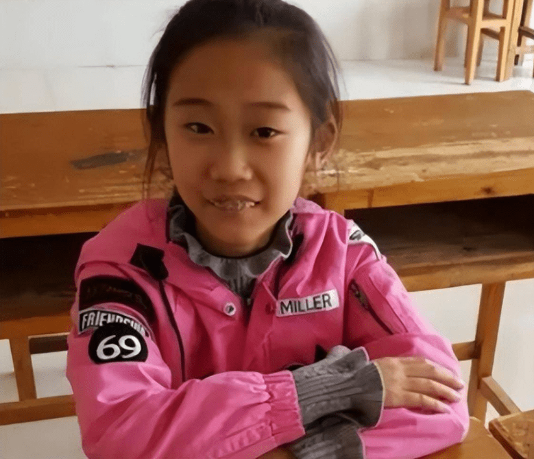 Cô bé 10 tuổi vào đại học từng gây chấn động ở Trung Quốc giờ ra sao? - 3