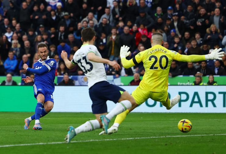 Leicester (áo xanh) ngược dòng ngoạn mục trước Tottenham