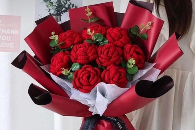 Sau hoa sáp, hoa giấy...đến lượt hoa len được yêu thích dịp Valentine (Ảnh: NVCC).