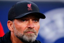 Liverpool bị đồn ”có biến”: 2 trợ lý bị tố nổi loạn, Klopp phản bác