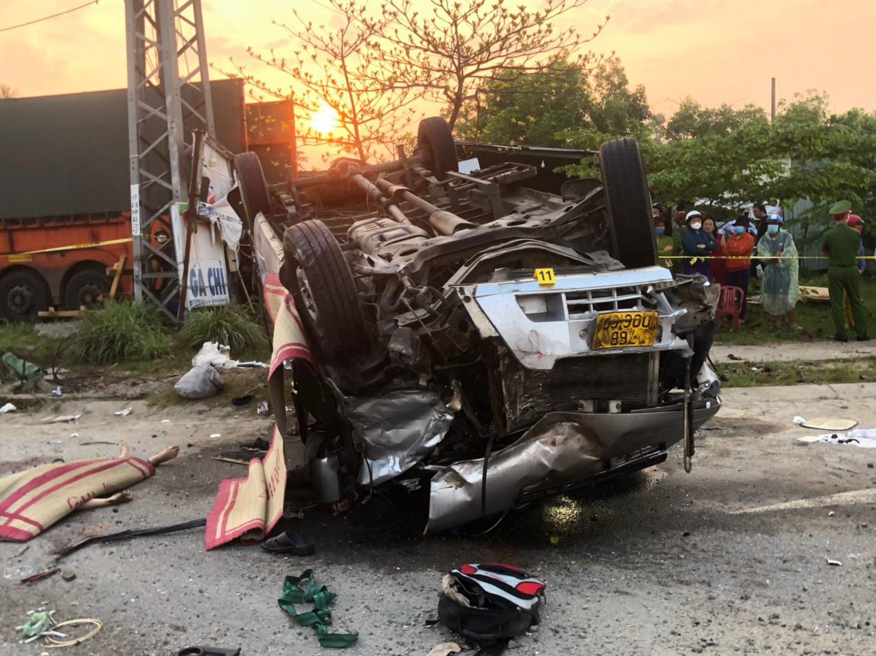 Vụ tai nạn 8 người chết ở Quảng Nam: Xe khách chạy tốc độ bao nhiêu? - 3