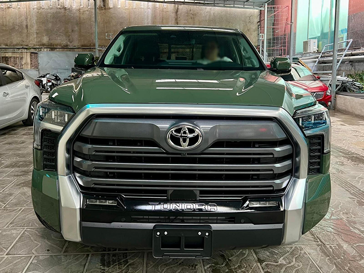 Xe bán tải cỡ lớn Toyota Tundra biển ngũ quý chào bán 7,7 tỷ đồng - 6