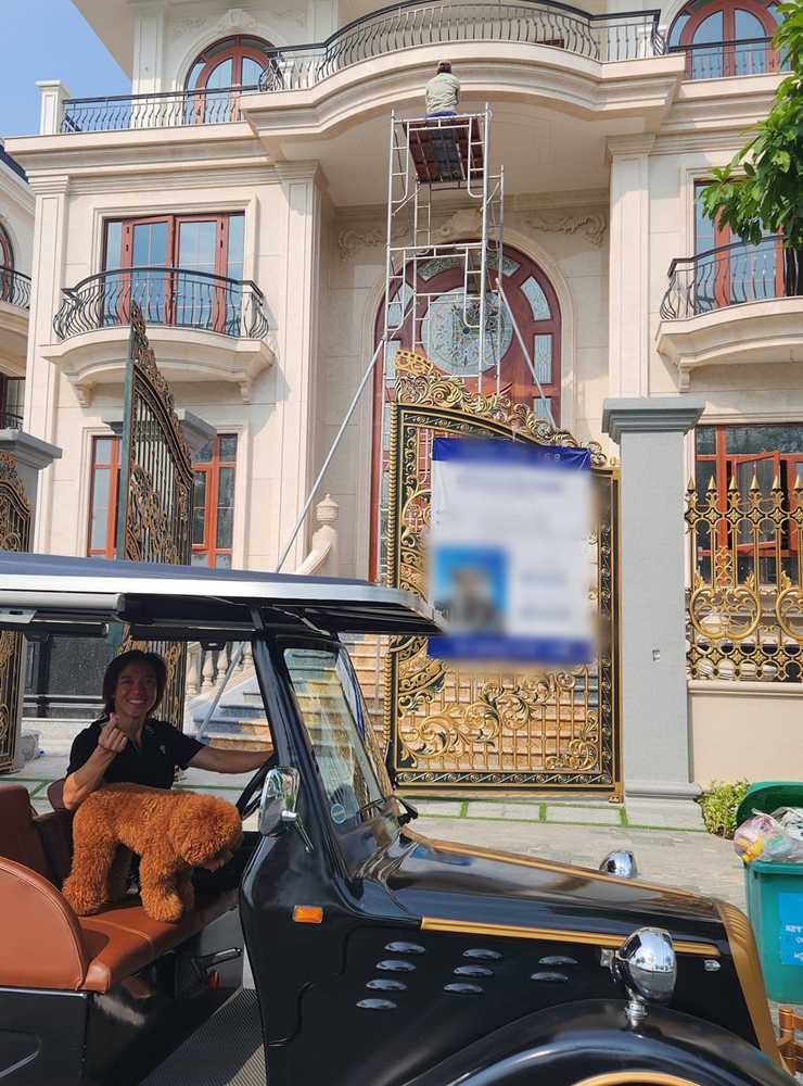 Choáng ngợp với biệt thự mới của Việt Hương nằm ngay mặt đường đắc địa - 1