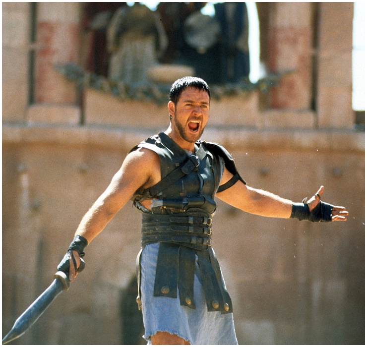 Không chỉ chinh phục trái tim các khán giả nữ, nam diễn viên còn xuất sắc giành giải Oscar với vai diễn Đại tướng La mã Maximus trong bộ phim "Gladiator" (Võ sĩ giác đấu) năm 2000.
