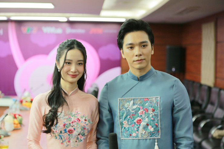 Jun Vũ và Hải Nam cùng đồng hành làm người dẫn chương trình