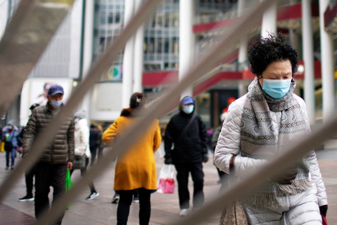 Trung Quốc ngày 29-11 ghi nhận thêm 4.326 ca nhiễm COVID-19 trong cộng đồng. Ảnh: Reuters