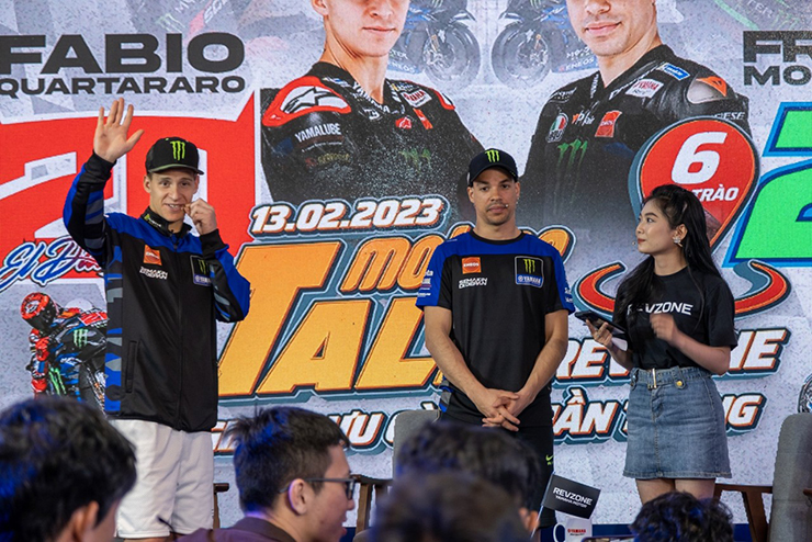Hai tay đua MotoGP của đội Yamaha xuất hiện tại Việt Nam - 1