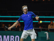 Thể thao - Tennis Rotterdam Open ngày 3: &quot;Tiểu Federer&quot; thắng ấn tượng, Zverev thua ngược