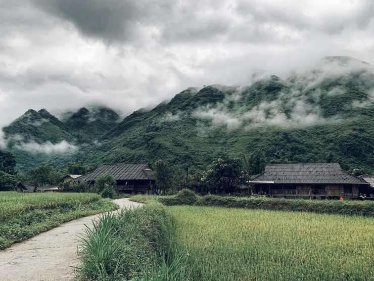 Du Già ở Hà Giang đang thu hút dân mê phượt - 2