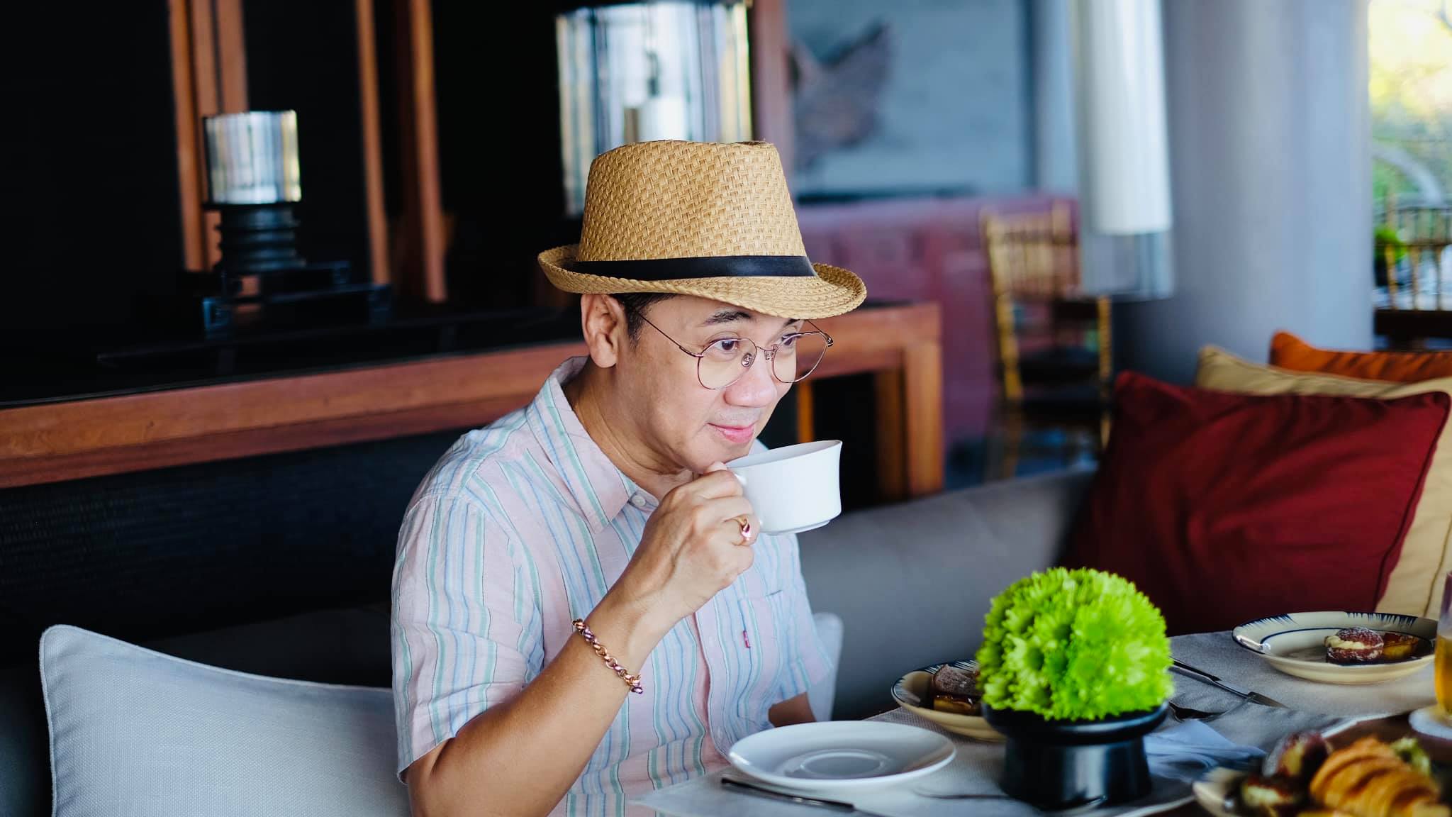 Quyền Linh lấy vợ doanh nhân, ở biệt thự 20 tỷ, cuộc sống của em trai ruột khiến nhiều người tò mò - 6