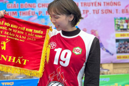 Hot girl bóng chuyền Lý Thị Luyến 1m91 chắn bóng như siêu sao, giúp đội nhà vô địch