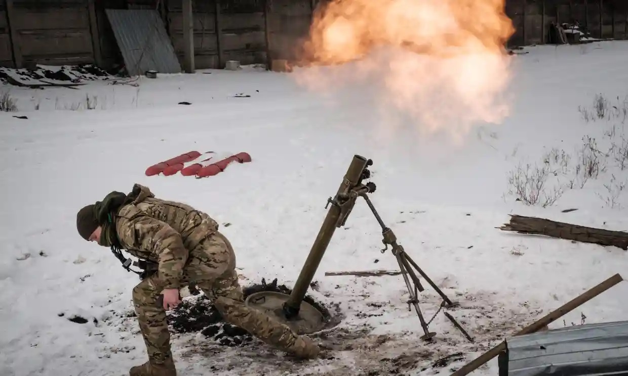 Lính Ukraine ở Bakhmut (ảnh: CNN)