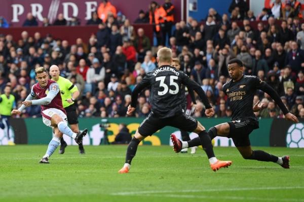 Tường thuật bóng đá Aston Villa - Arsenal: Vỡ òa 2 bàn phút bù giờ (Hết giờ) - 3